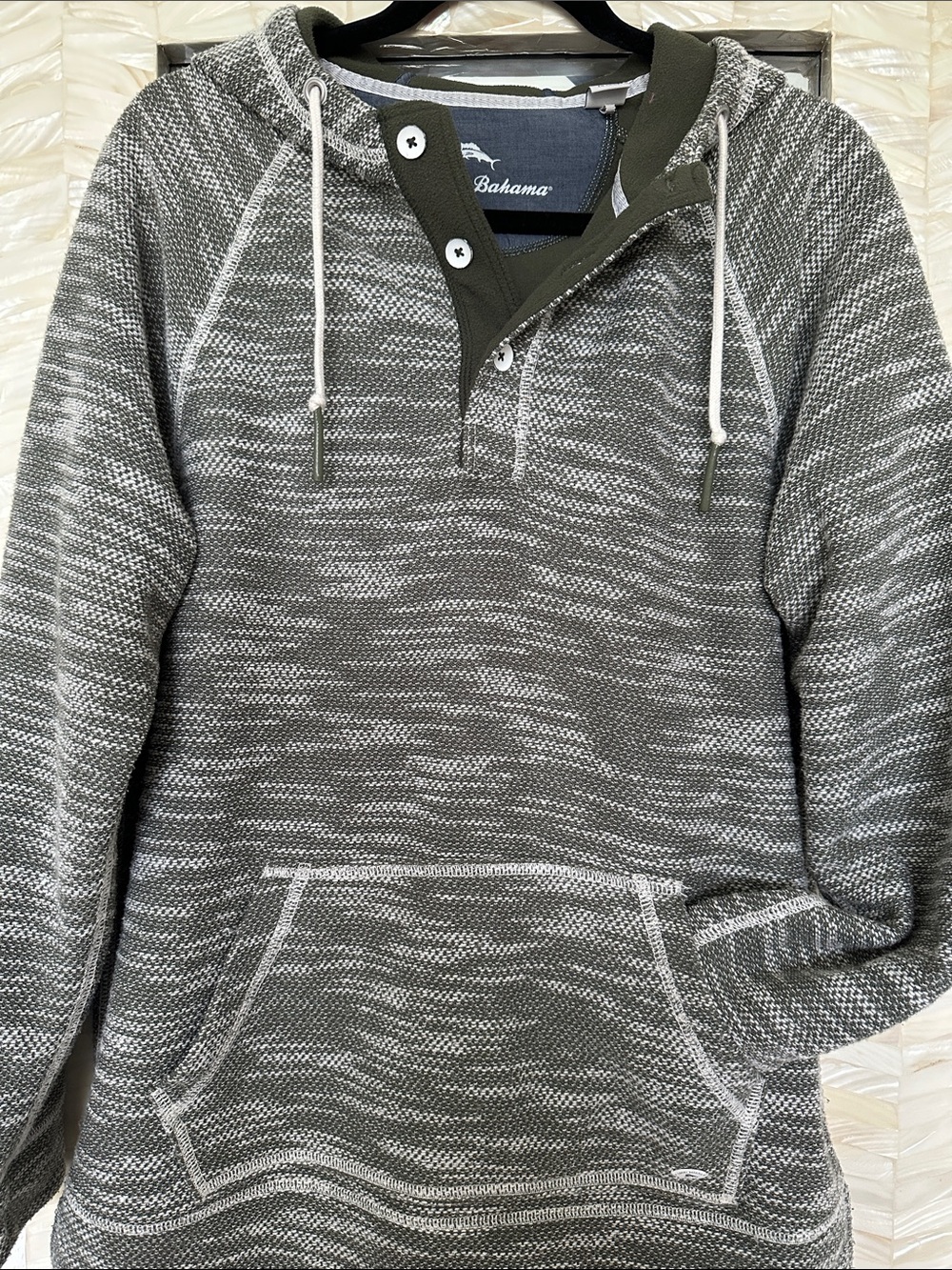 Tommy Bahama Green Marled Hooded Henley Pullover